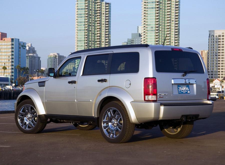  Dodge Nitro 2006 года  (фото 5 из 30)